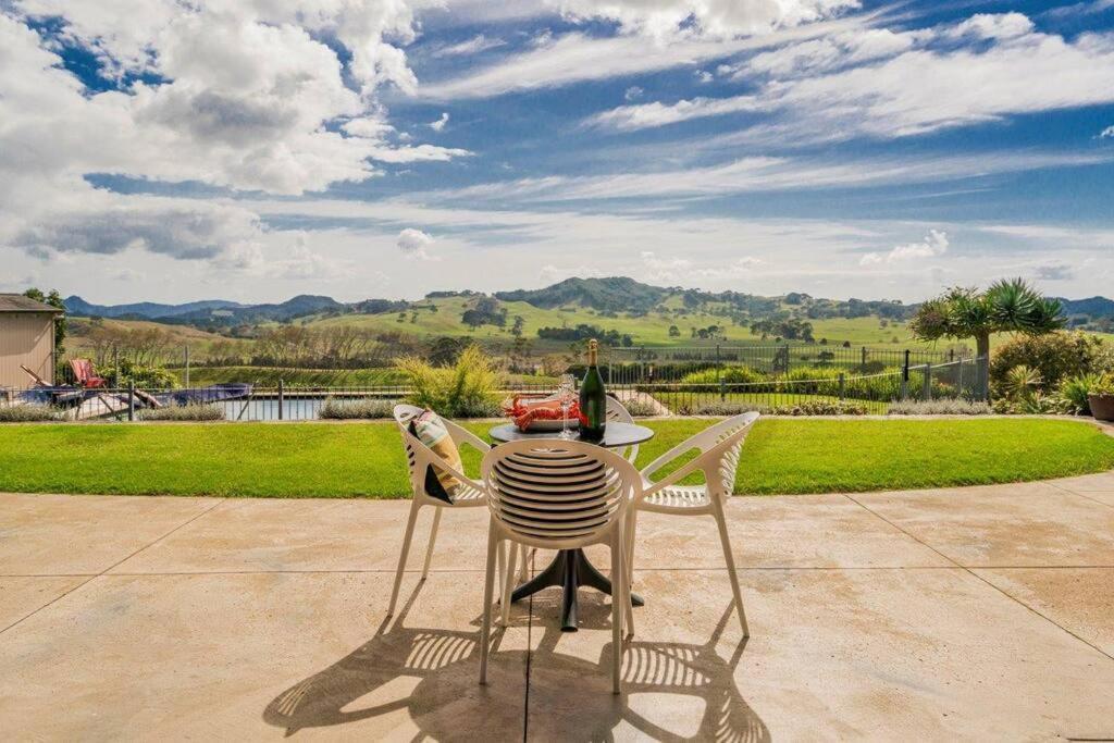 Luxury Country Retreat Cooks Beach